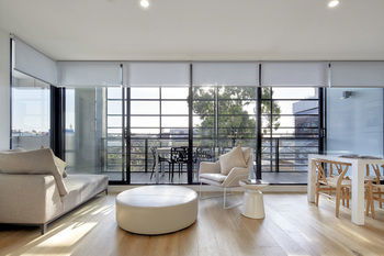 381 Cremorne - New Castle Holiday 37