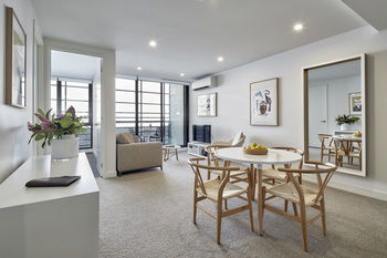 381 Cremorne - New Castle Holiday 42