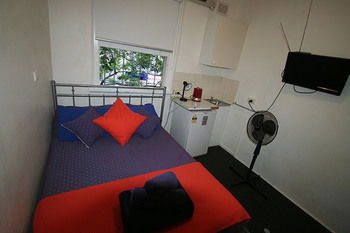 Zing Backpackers - New Castle Holiday 3