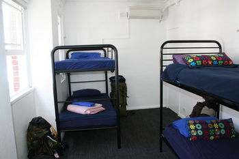 Zing Backpackers - New Castle Holiday 10