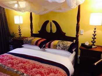 Belle Le Vie - New Castle Holiday 3