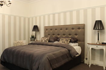 Belle Le Vie - New Castle Holiday 32