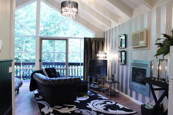 Belle Le Vie - New Castle Holiday 38