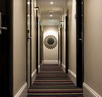 Hotel Challis - New Castle Holiday