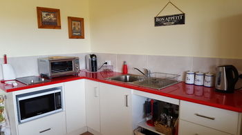 The Wattle Lodge - New Castle Holiday 38