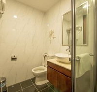 Megaboom City Hotel - New Castle Holiday