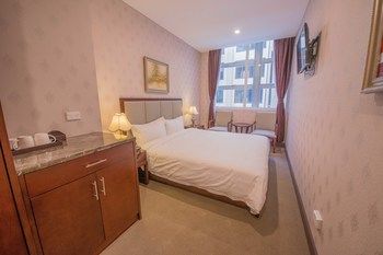 Megaboom City Hotel - New Castle Holiday 4