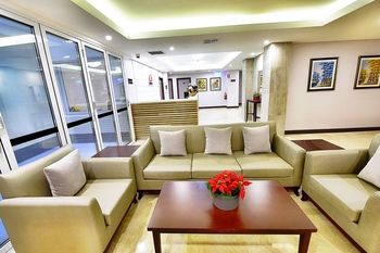 Megaboom City Hotel - New Castle Holiday 13