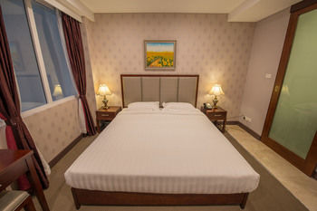 Megaboom City Hotel - New Castle Holiday 25