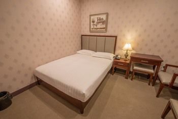 Megaboom City Hotel - New Castle Holiday 33