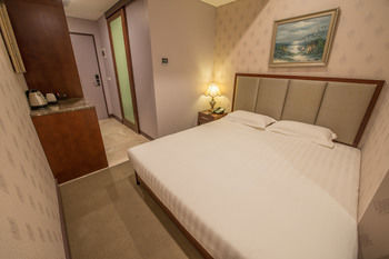 Megaboom City Hotel - New Castle Holiday 44