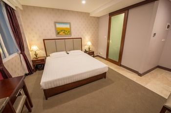 Megaboom City Hotel - New Castle Holiday 46