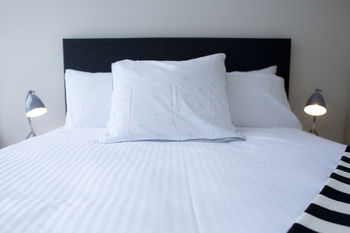 City Edge Town Apartments - New Castle Holiday 5