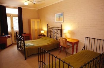 Billabong Gardens - Hostel - New Castle Holiday 8