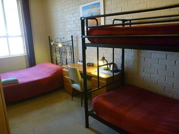 Billabong Gardens - Hostel - New Castle Holiday 23