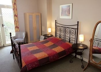 Billabong Gardens - Hostel - New Castle Holiday 24