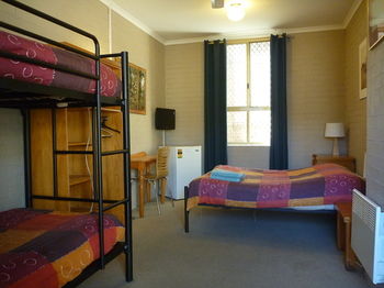 Billabong Gardens - Hostel - New Castle Holiday 26