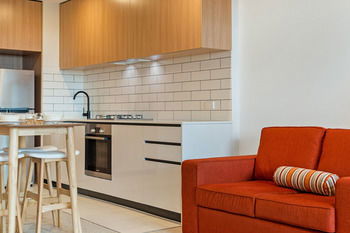 Bayside Towers Serviced Apartments - New Castle Holiday 5