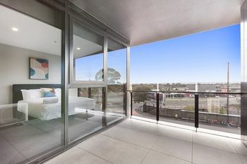 Bayside Towers Serviced Apartments - New Castle Holiday 7
