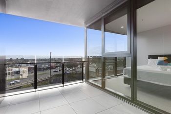 Bayside Towers Serviced Apartments - New Castle Holiday 8
