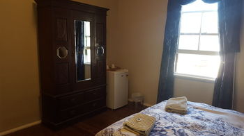 Wisemans Inn Hotel - New Castle Holiday 24