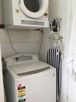 Sydney Executive Garden Villa - New Castle Holiday 1