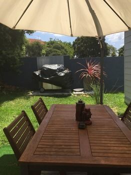 Sydney Executive Garden Villa - New Castle Holiday 2