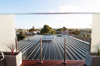 Position Perfect - New Castle Holiday 0