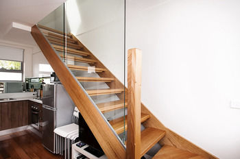 Position Perfect - New Castle Holiday 2