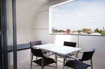 Position Perfect - New Castle Holiday 6