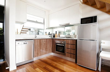 Position Perfect - New Castle Holiday 12