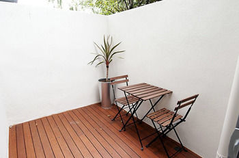 Position Perfect - New Castle Holiday 31