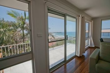 Emerald Views - New Castle Holiday 8