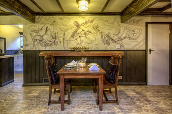 Aquila Nova Retreat - New Castle Holiday 32