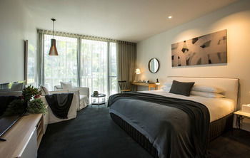 Bannisters Pavilion - New Castle Holiday 5