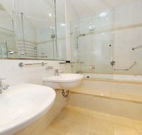 Neutral Bay 46 Young Furnished Apartment - New Castle Holiday