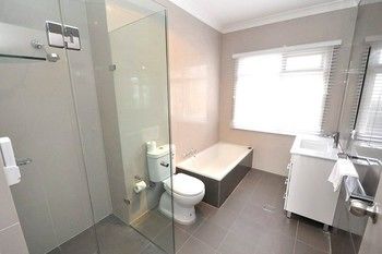 North Ryde 69 Melb Furnished Apartment - New Castle Holiday 0