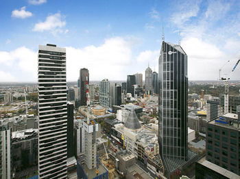 Melbourne Fully Self Contained Modern Studio Apartment 4505B - New Castle Holiday 1