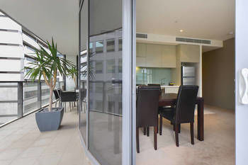 Melbourne Fully Self Contained 1 Bed Apartment 607 Qun - New Castle Holiday 0
