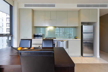 Melbourne Fully Self Contained 1 Bed Apartment 607 Qun - New Castle Holiday 9