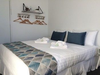 Newcastle Accommodation Tighes Hill - New Castle Holiday 2