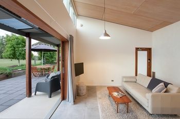 Studio 367 - New Castle Holiday 4