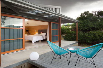 Studio 367 - New Castle Holiday 10