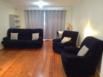 Australian Home Away At East Doncaster - New Castle Holiday 16