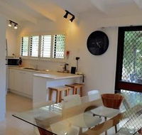 Orangewood at Peregian Beach - New Castle Holiday