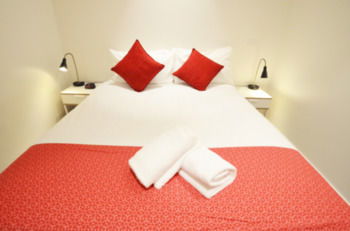 Apartments Melbourne Domain - CBD Lofts - New Castle Holiday 19