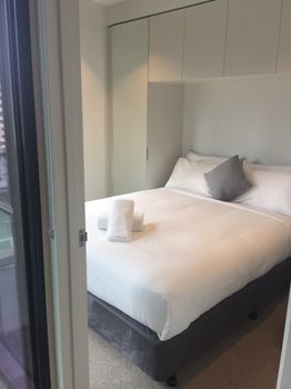 Apartments Melbourne Domain - CBD Lofts - New Castle Holiday 42