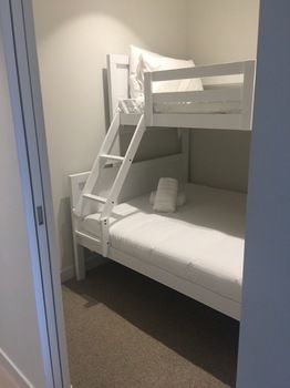 Apartments Melbourne Domain - CBD Lofts - New Castle Holiday 47