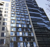 Carlson View Apartments - 315 LaTrobe St - New Castle Holiday