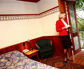 Manly Hotel, The - New Castle Holiday 3